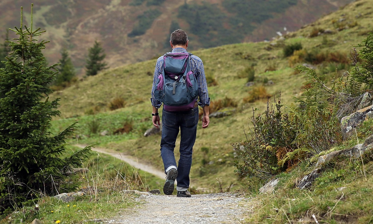 足臭対策に最適な登山トレッキングの方法は？