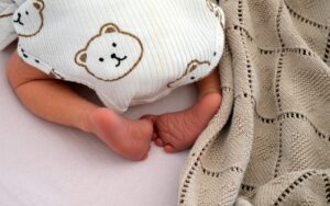 足の臭いを解消する民間療法は本当に効果あるか？